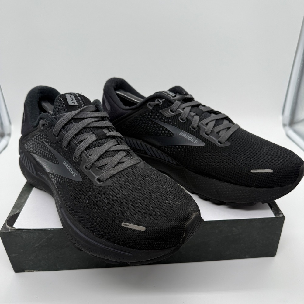 Brooks Adrenaline GTS 22 Shoes Mens 8 Black Running Sneakers 1103661D020